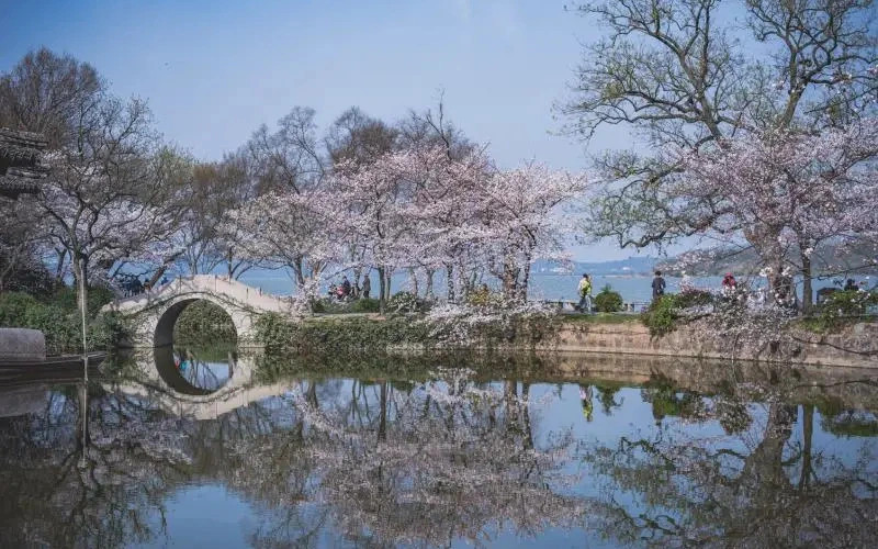 Wuxi Tai Hu Yuantouzhu Scenic Spot