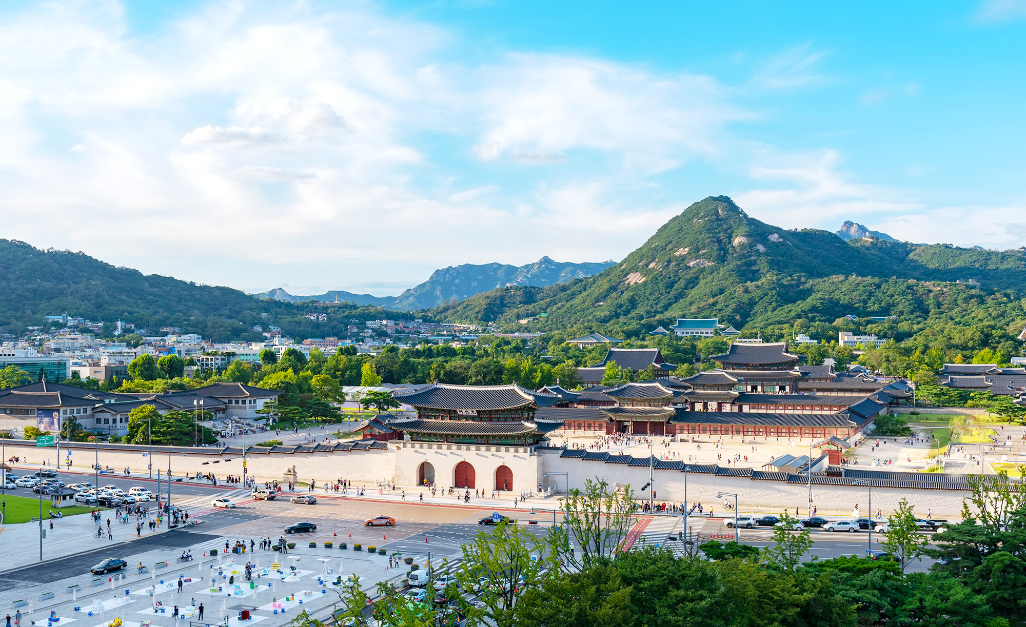 景福宮四季皆展現獨特魅力,從春日繁花、夏日荷塘,到秋日紅葉、冬日雪景,美不勝收。 景福宮四季皆展現獨特魅力,從春日繁花、夏日荷塘,到秋日紅葉、冬日雪景,美不勝收。