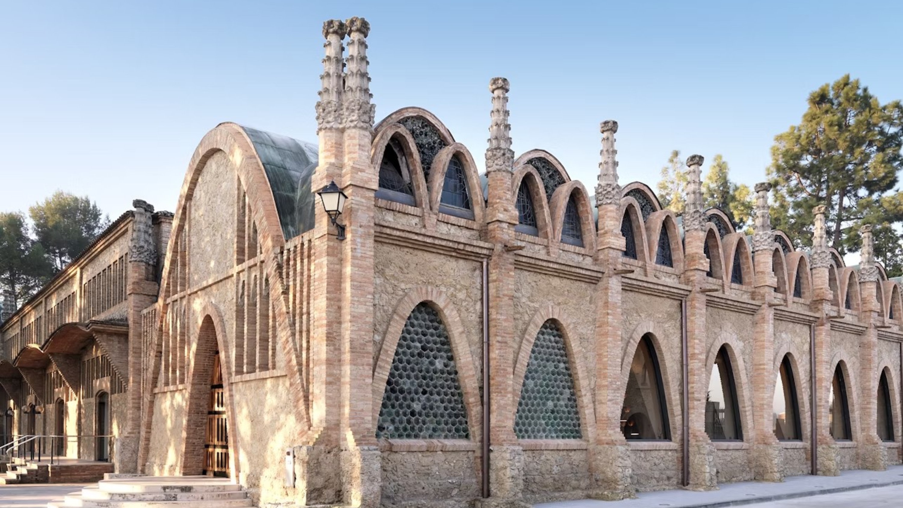 Alt Penedès Caves Codorniu Half-Day Guided Wine Tasting Tour