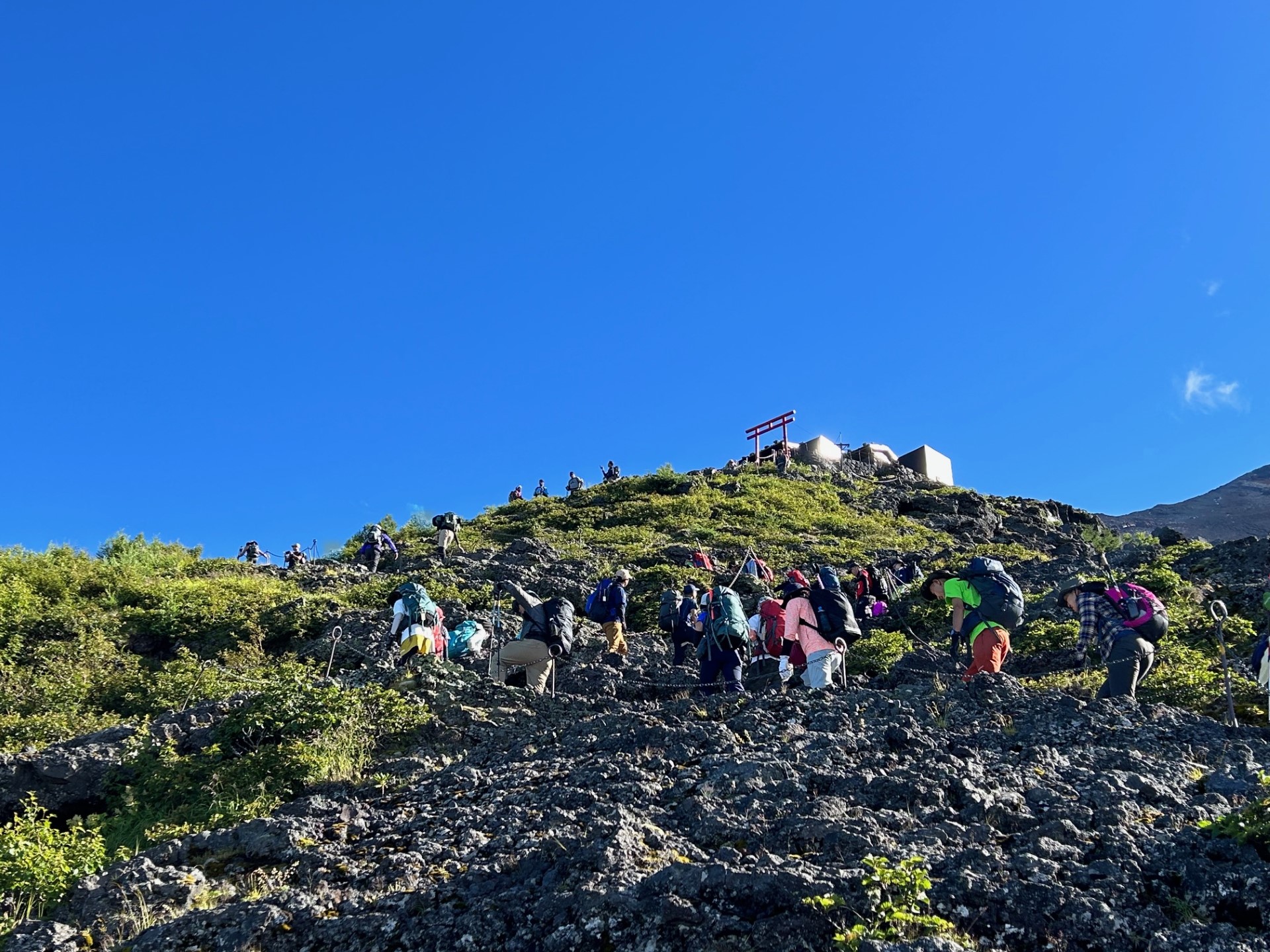 新宿出發：2日富士山登山向導之旅（世界遺產）