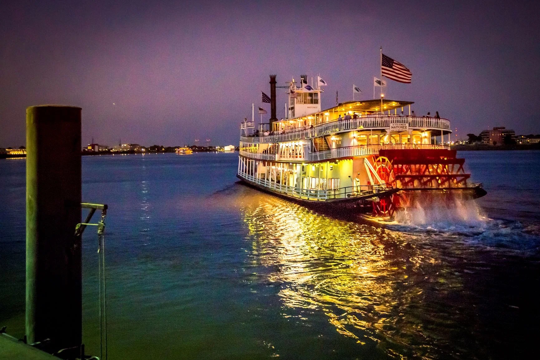 紐奧良 Steamboat Natchez 夜間爵士遊船體驗