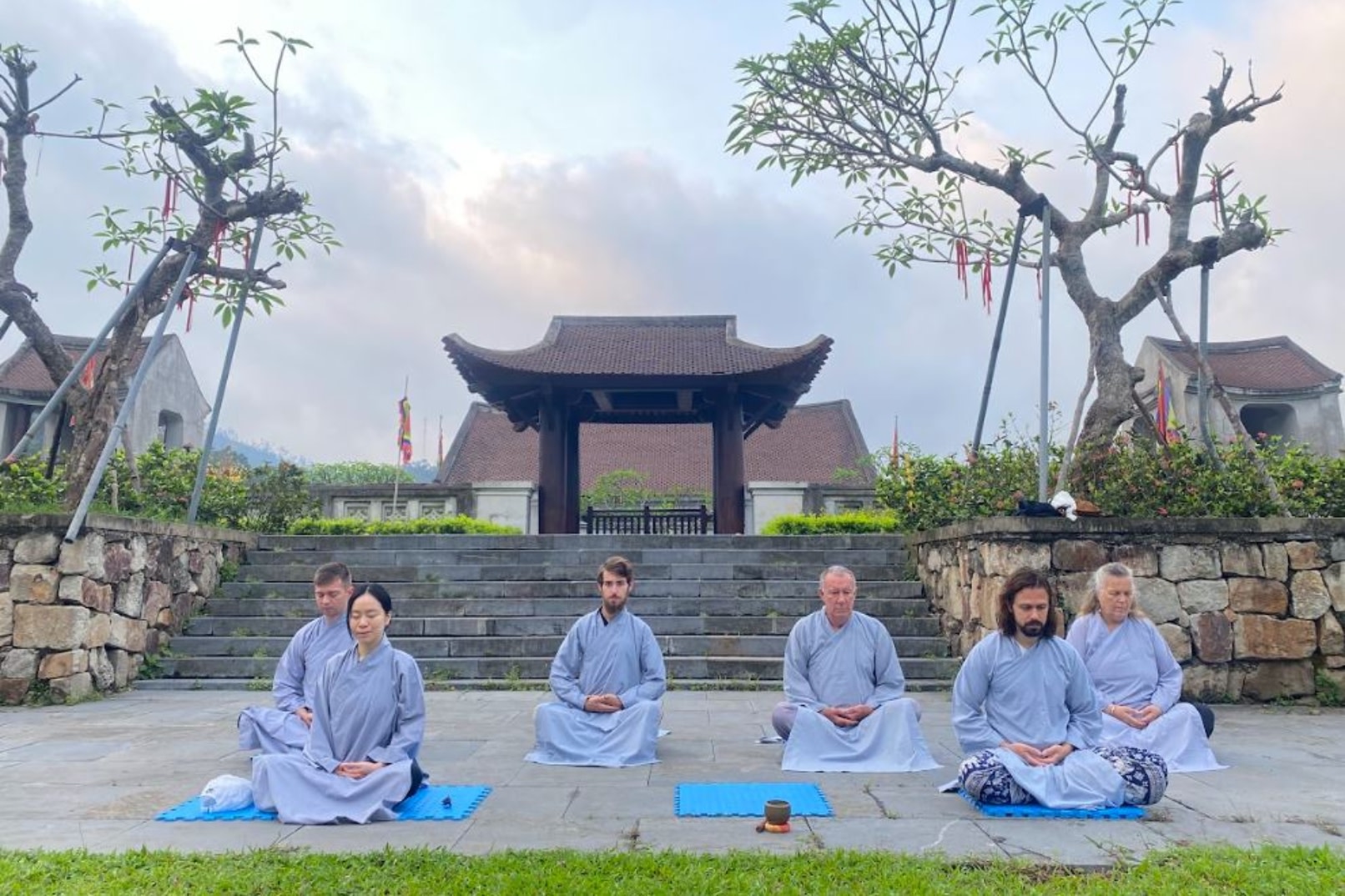 3-дневный ретрит по медитации осознанности в горе Ен Ту