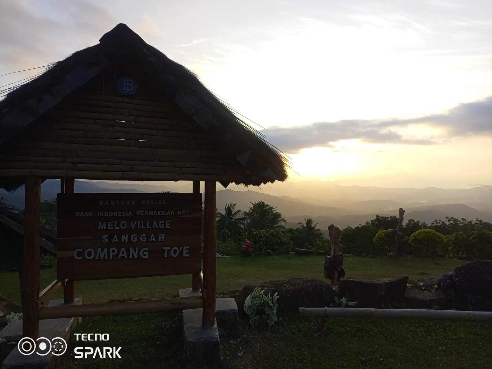 Kampung Melo And Batu Cermin Cave Day Tour in Labuan Bajo