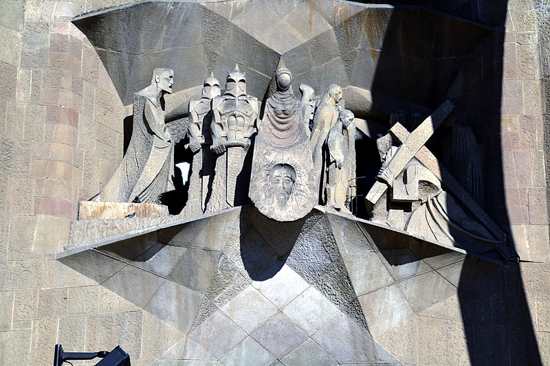 The Secrets of Barcelona's Sagrada Familia: A Guided Tour(No ticket)