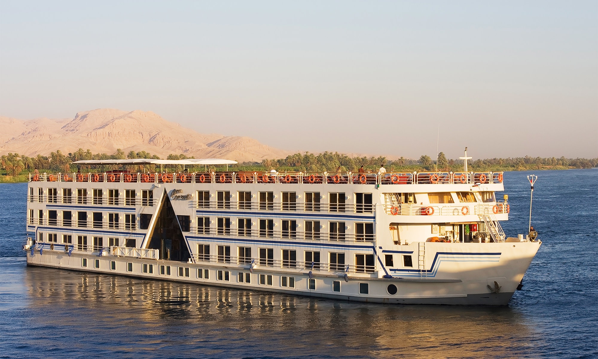 4-Days 5 Star Nile Cruise From Aswan to Luxor with Free Felucca Ride