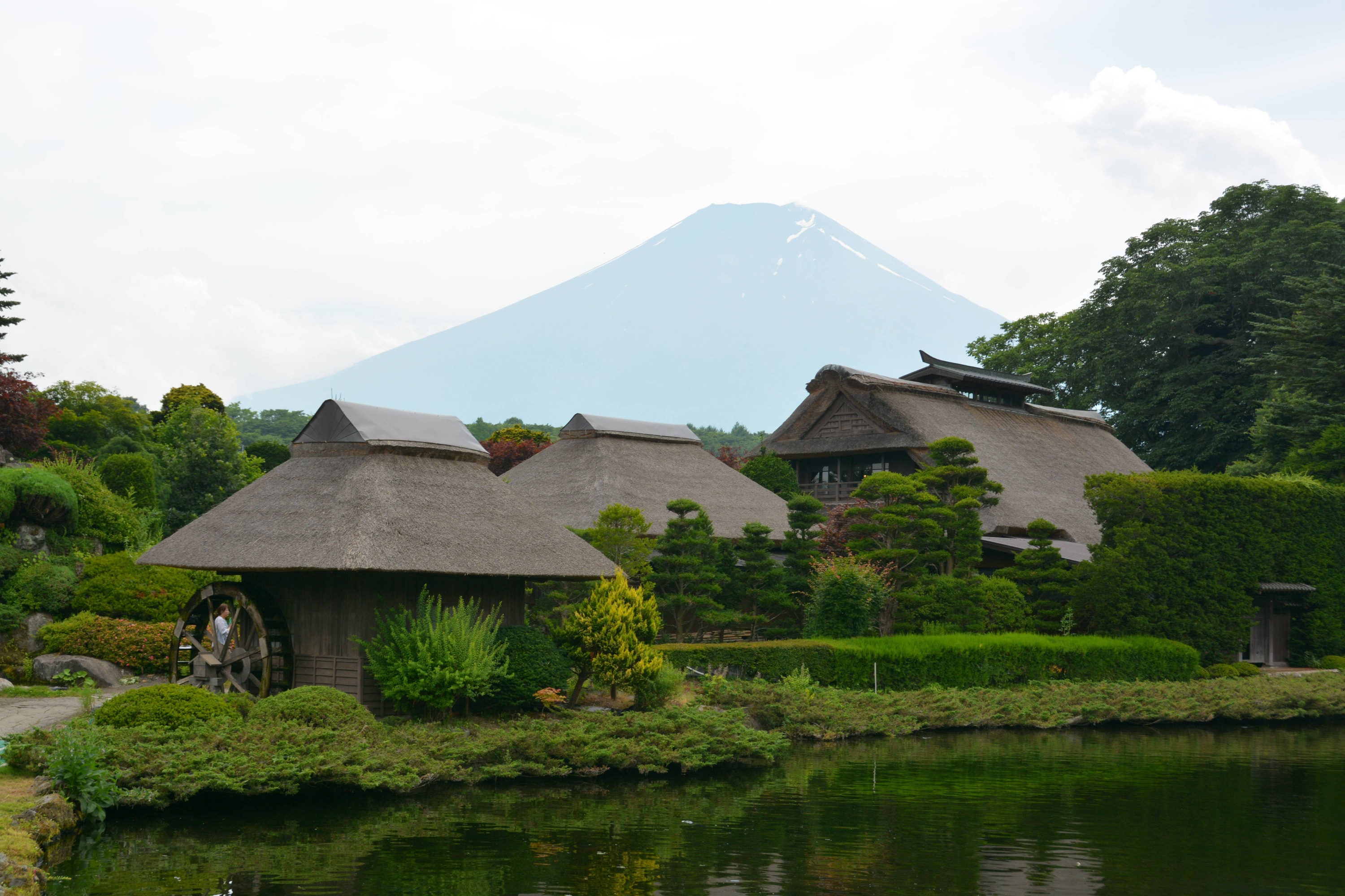 富士山絕色美景一日遊(東京出發)