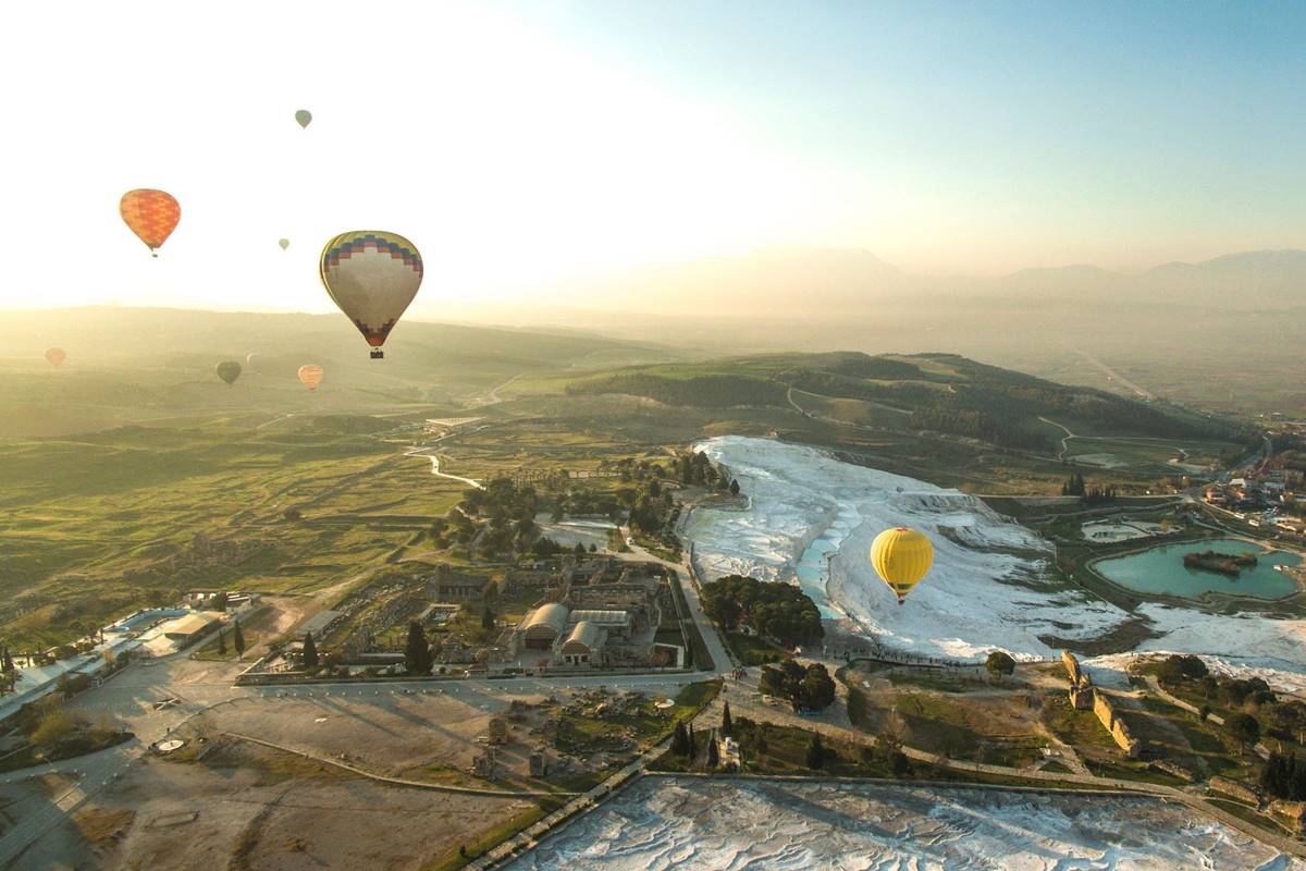 Pamukkale: Hot Air Balloon Flight with Hotel Transfer