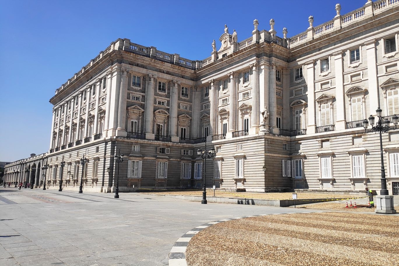 Madrid Walking Tour with the Royal Palace Skip the Line Ticket