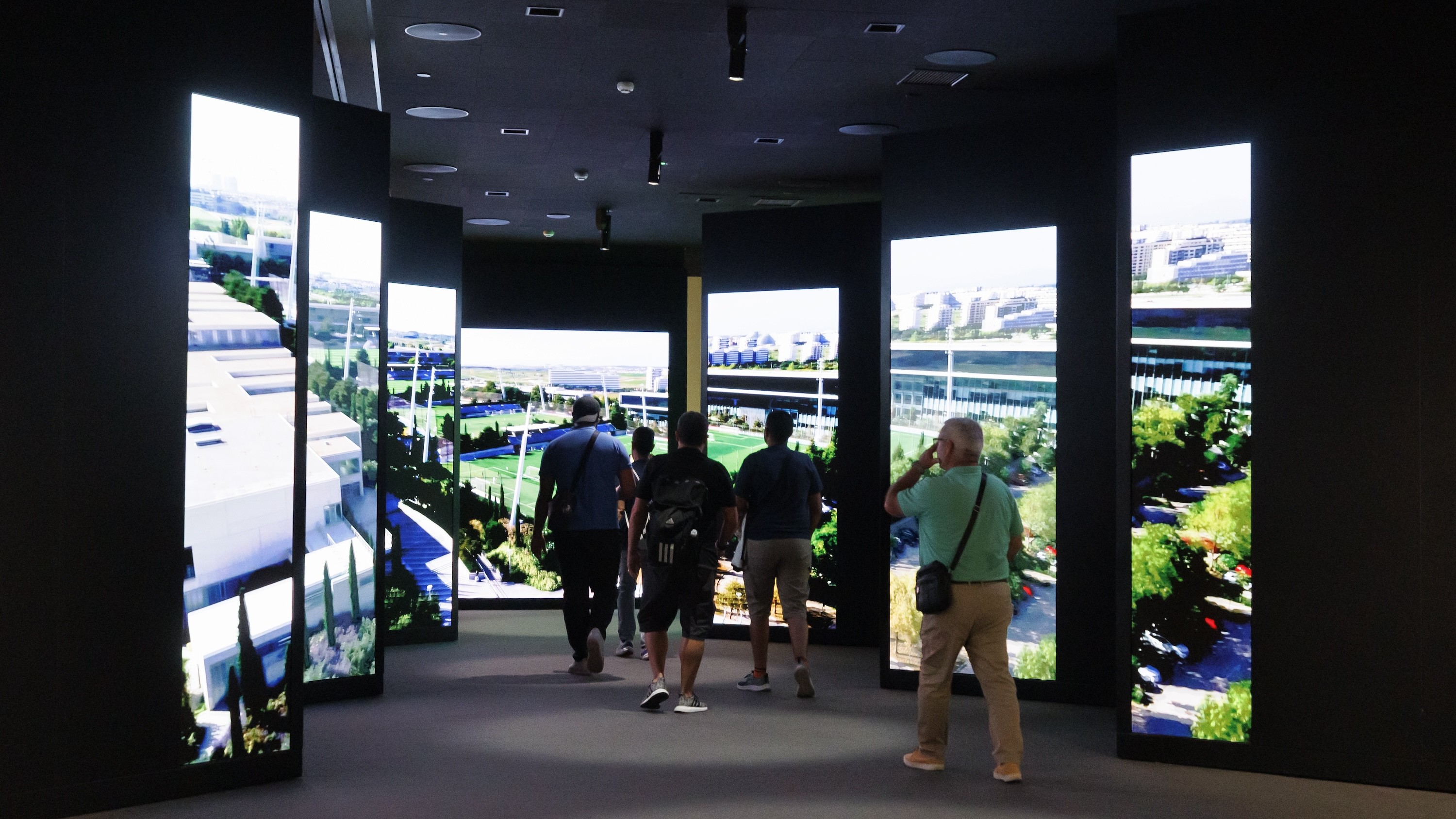 在伯納烏博物館,通過沉浸式螢幕走進足球歷史的未來 在伯納烏博物館,通過沉浸式螢幕走進足球歷史的未來