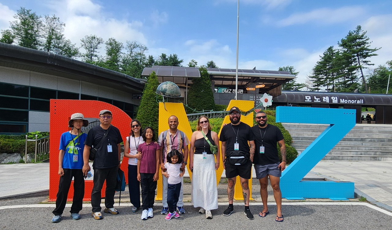 North Korea Experience Hall &amp; DMZ Tour