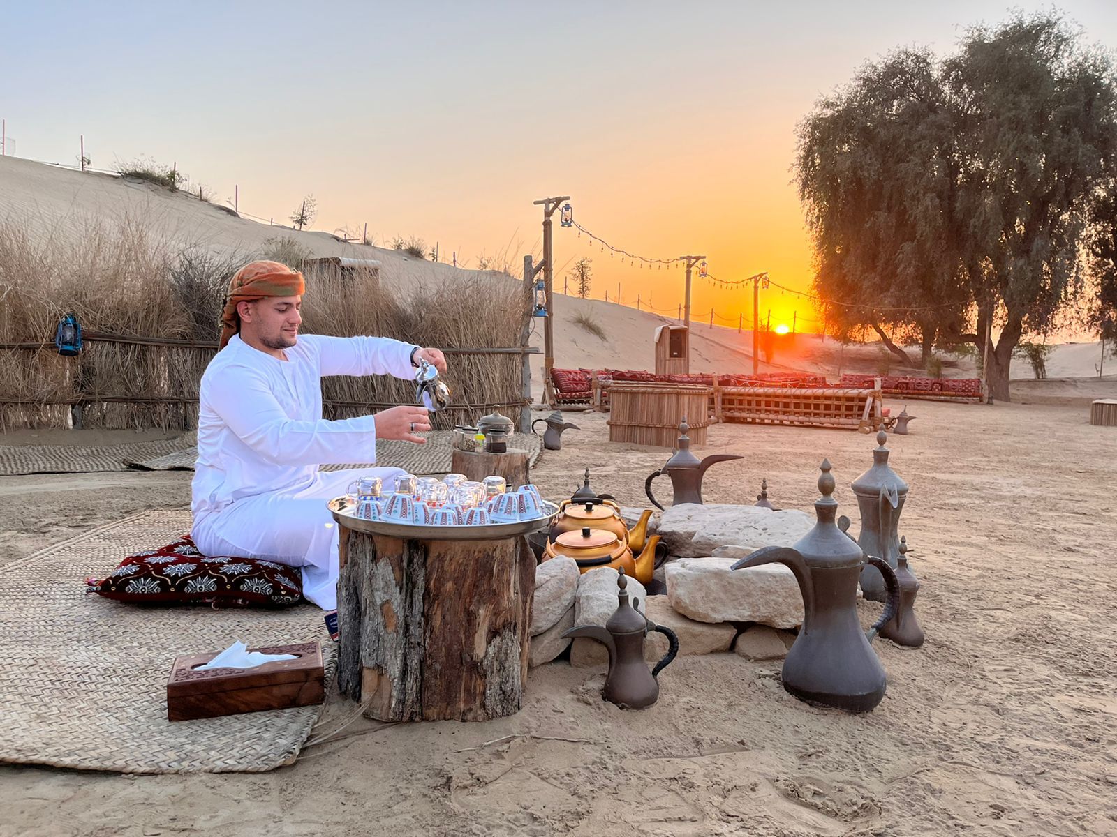 Dubai: Horse Riding Experience with Snack at Al Marmoom Oasis