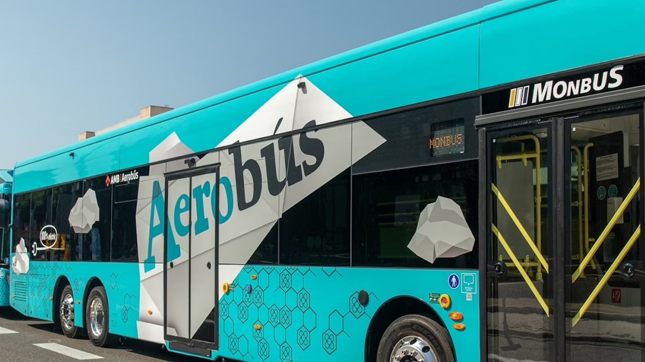Barcelona Airport Aerobus with city audio guide app