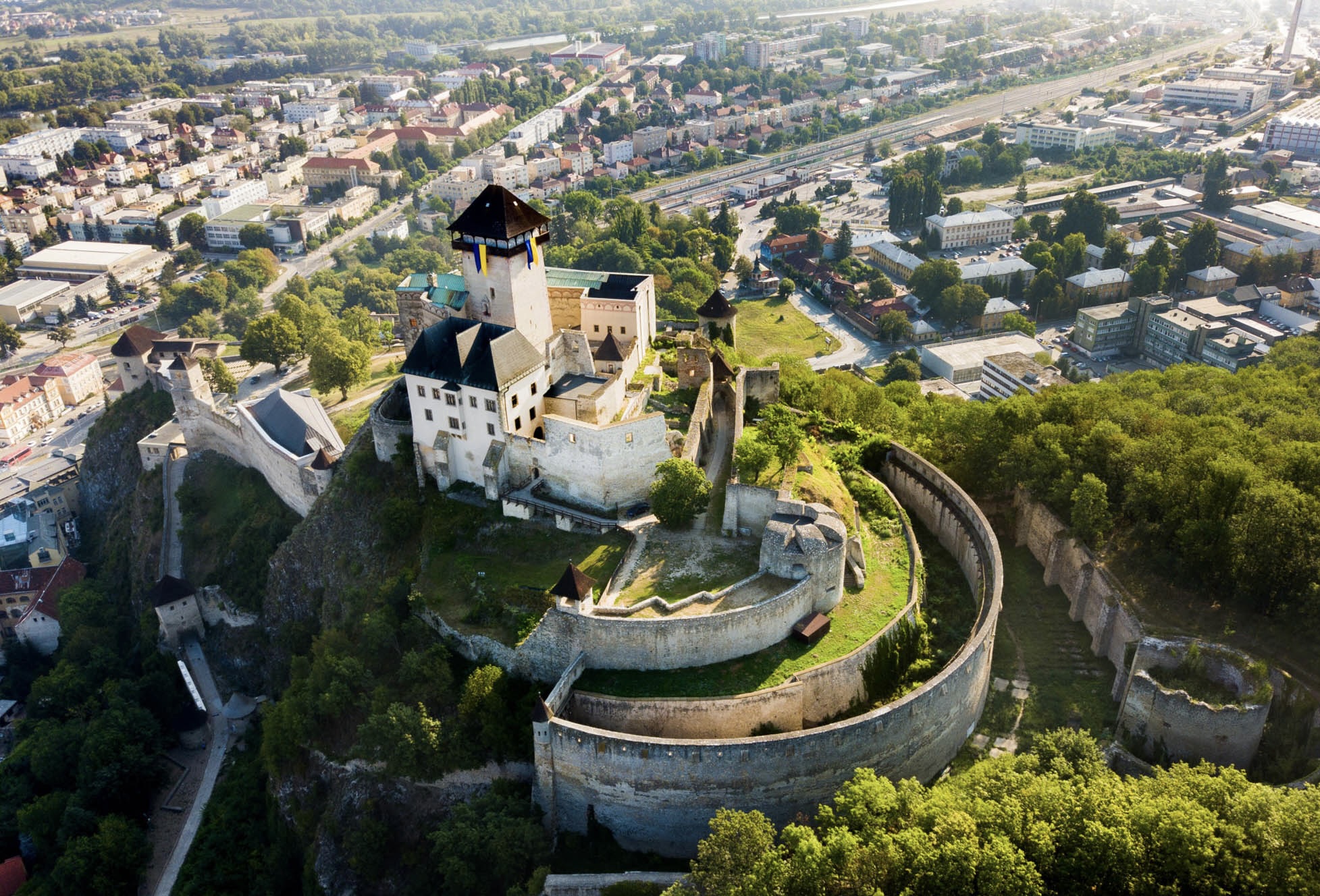 From Bratislava: Slovakia’s Castles & Cities Guided Day tour