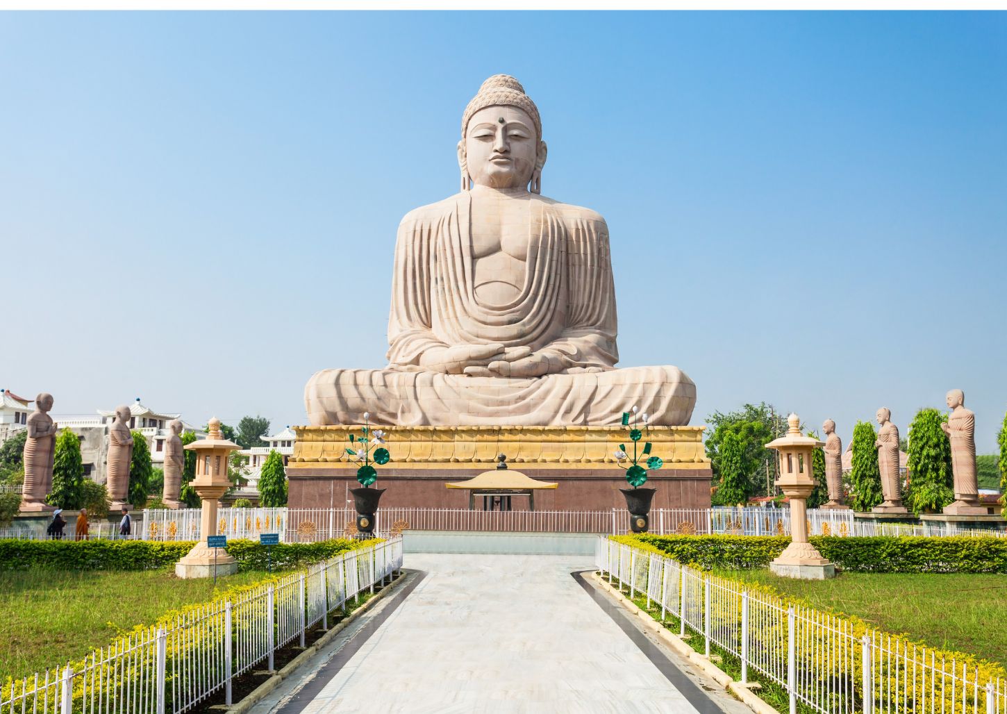 Varanasi to Bodhgaya: A Day of Spiritual Exploration