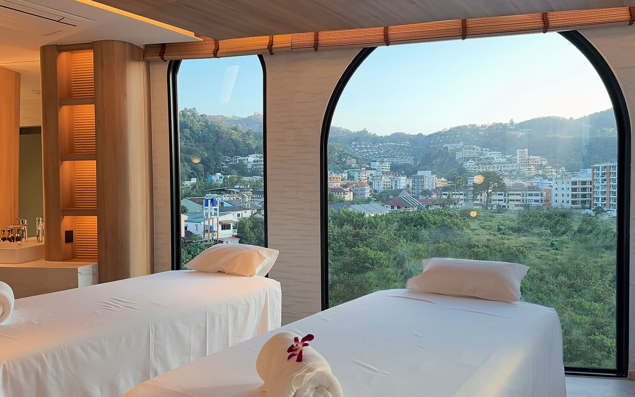 Makkha Health and Spa at Arches Patong (3rd street) in Phuket