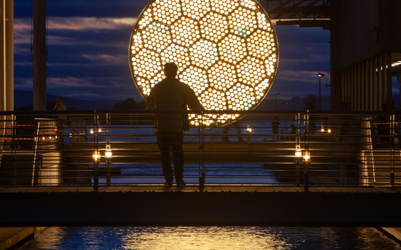 Experience Amsterdam’s winter magic aboard a silent, 100% electric light festival boat