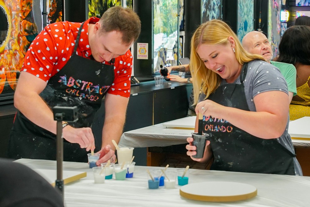 奧蘭多流體畫體驗課 (Fluid Art Class Experience in Orlando)