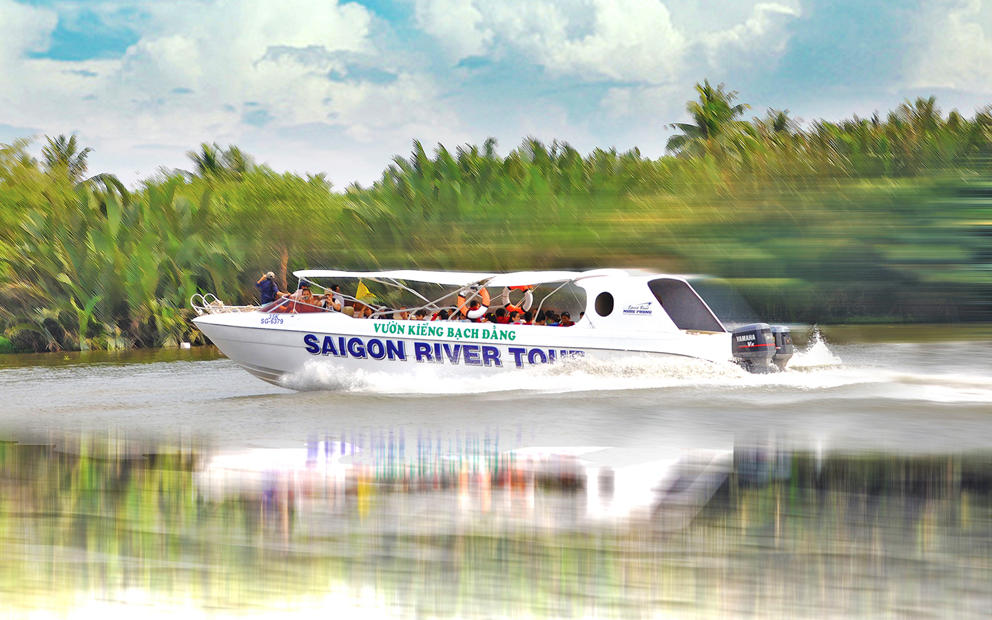 Authentic Mekong Delta to Ben Tre Tour by Luxury Speedboat