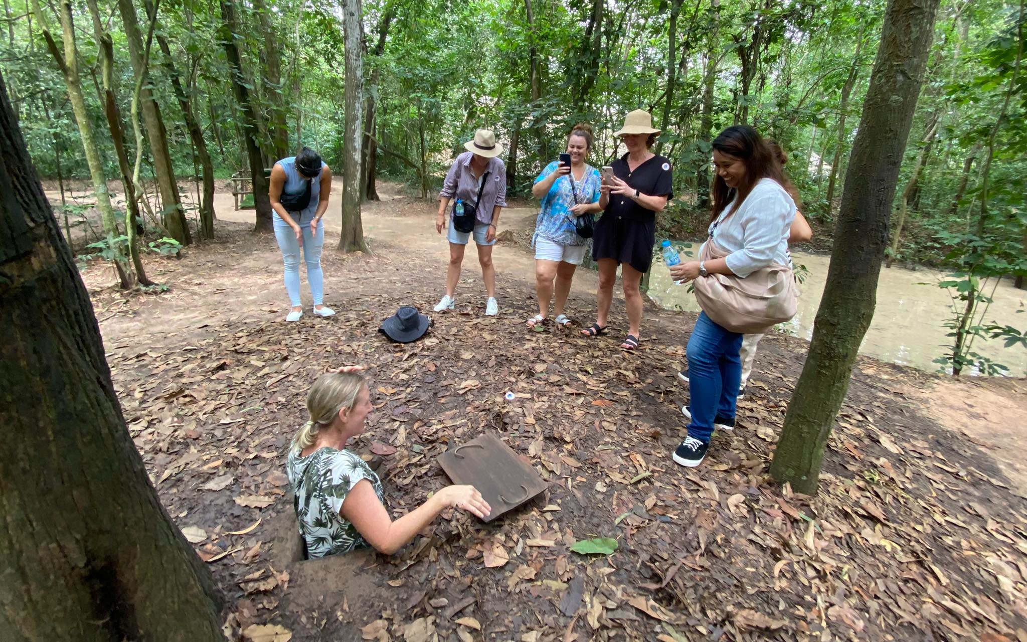 Custom Private Tour: Cu Chi Tunnels & Ho Chi Minh City Highlights with Vietnamese, English-Speaking Driver
