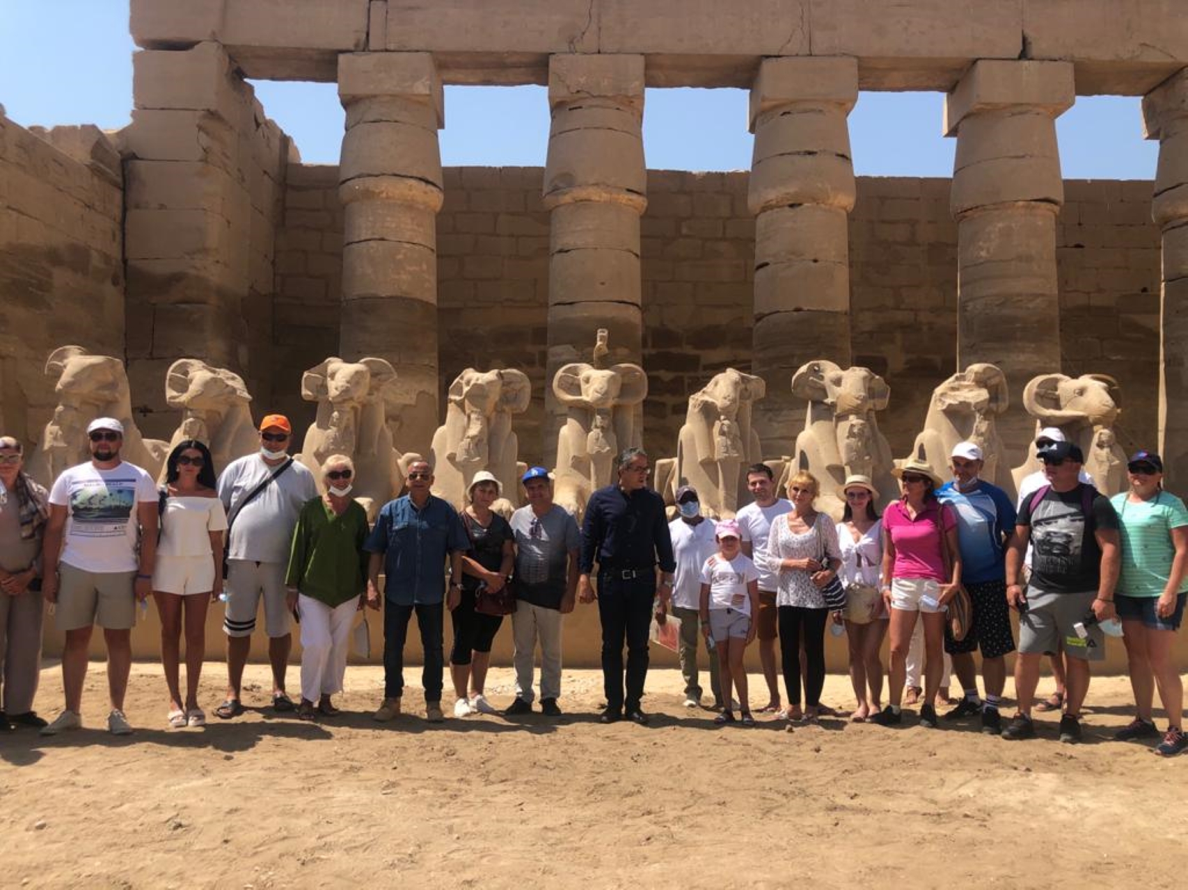 盧克索一日遊，含王后谷及接送 - 洪加達