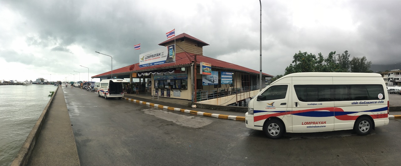 Koh Samui Lomprayah Office (Nathon Pier)