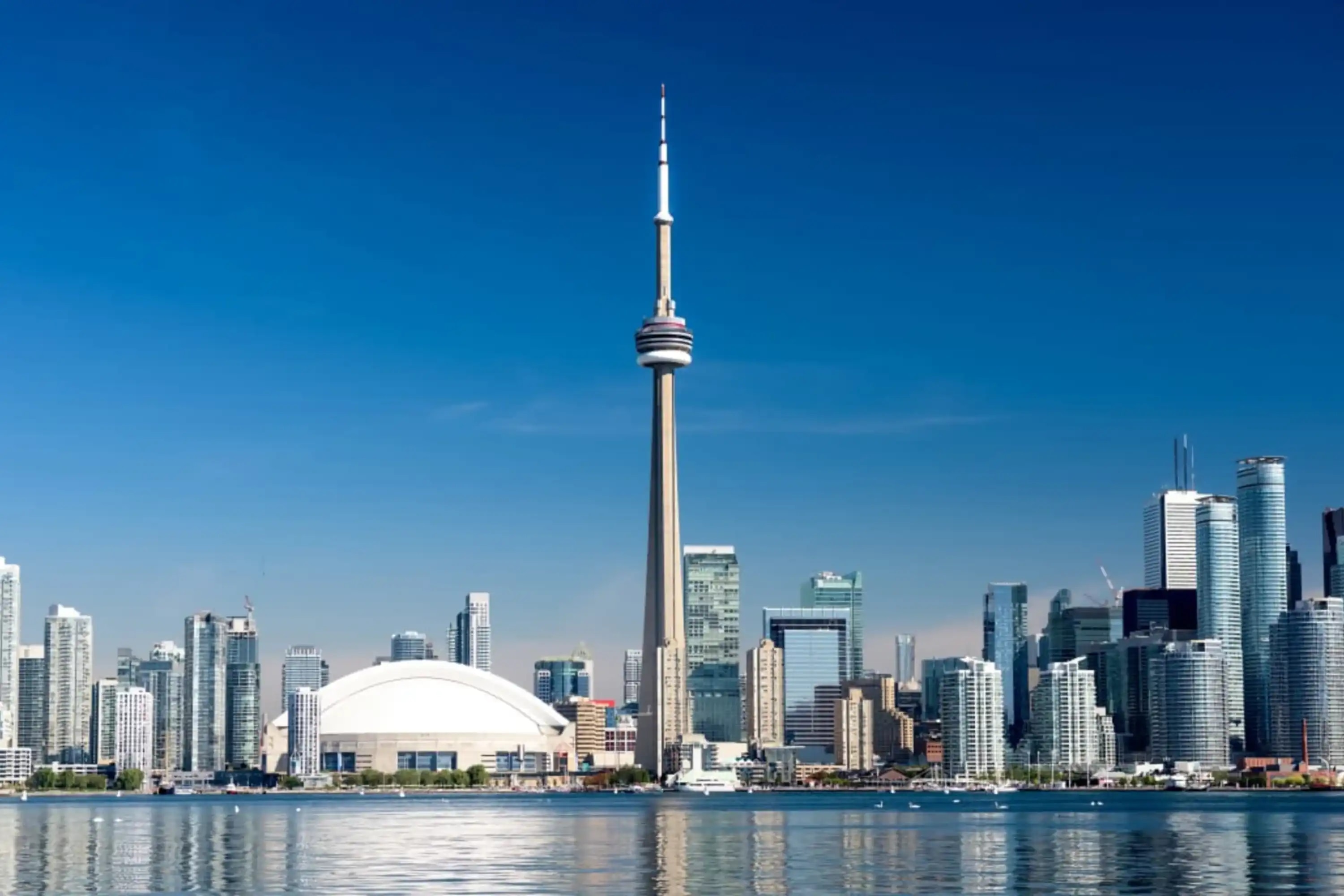 Toronto Walking Tour with CN Tower and River Cruise Ticket