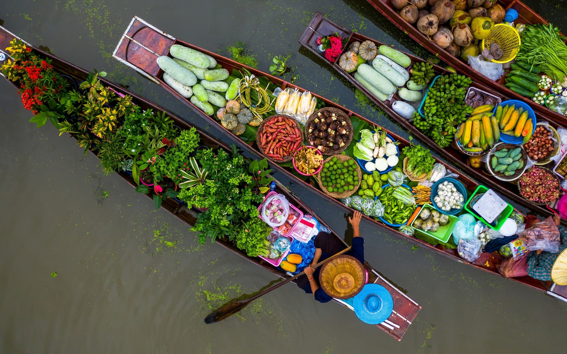Amphawa Floating Market & Maeklong Railway Train Market Tour 