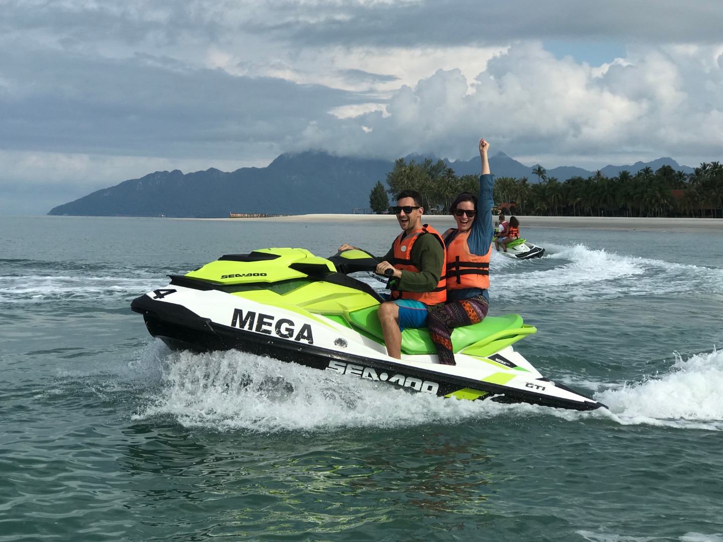 蘭卡威水上摩托車體驗＆在地美食品嚐（Mega Water Sports 提供）