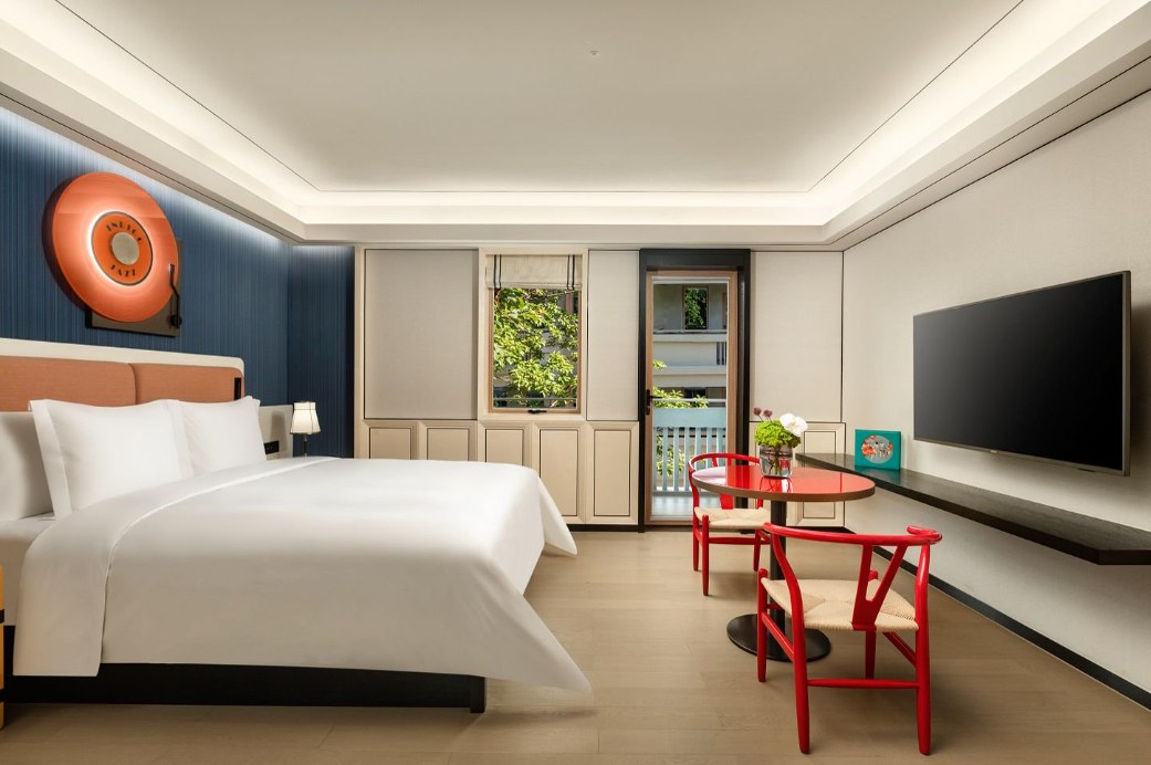 Boutique King Room