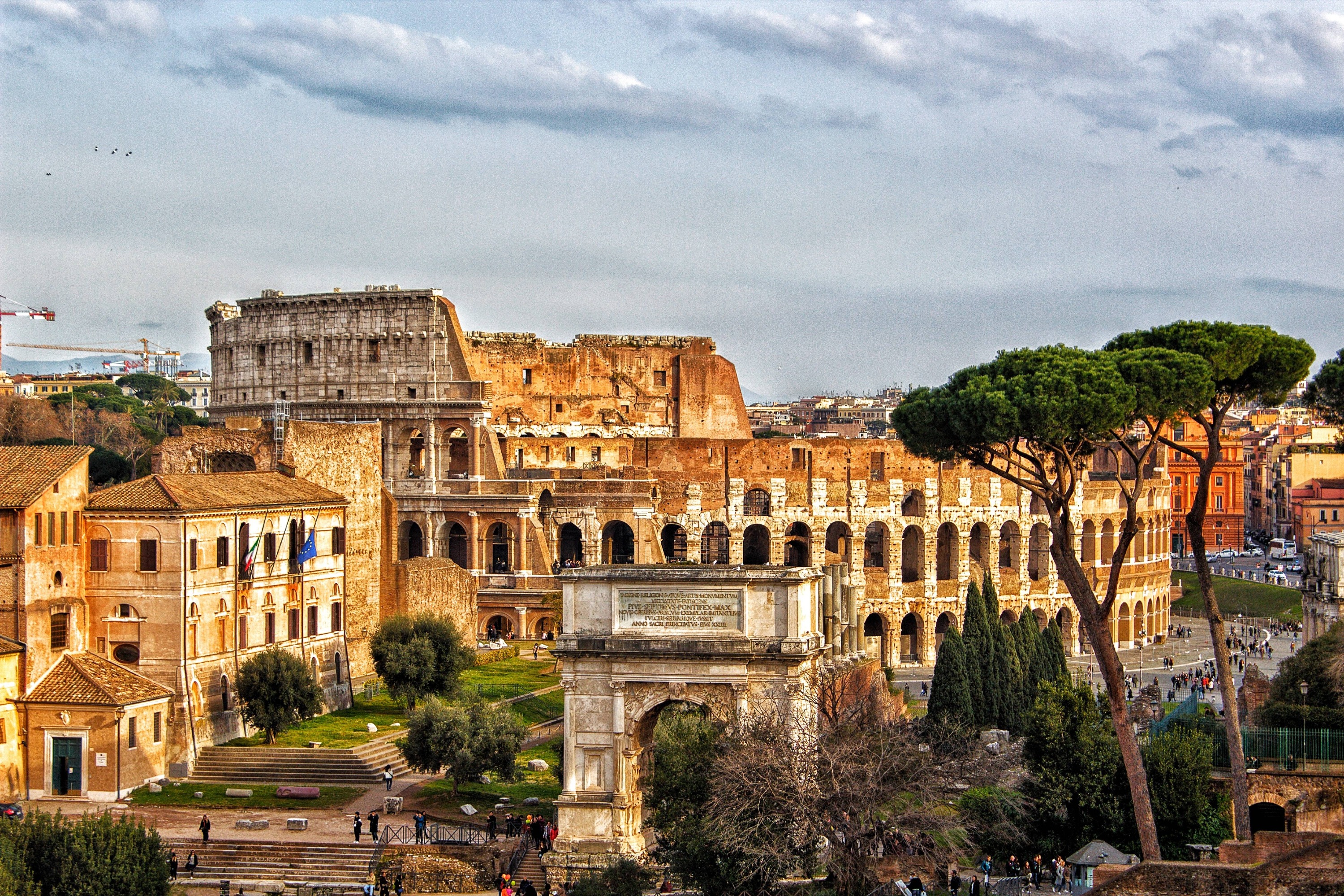 Palatine Hill and Roman Forum Walking Tour 