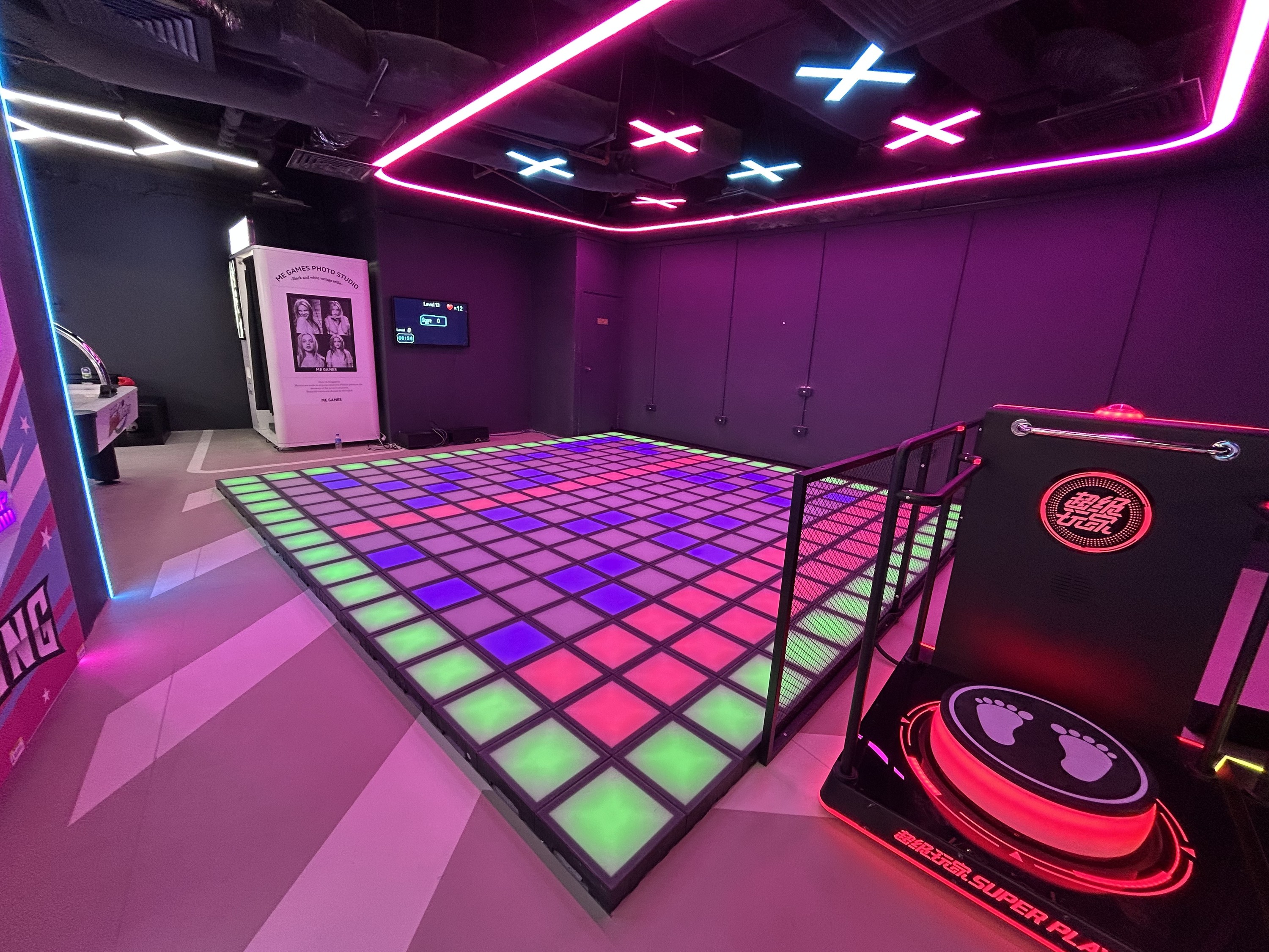 Indoor Digital Sports & Arcade in Singapore by ME Cafe & Games