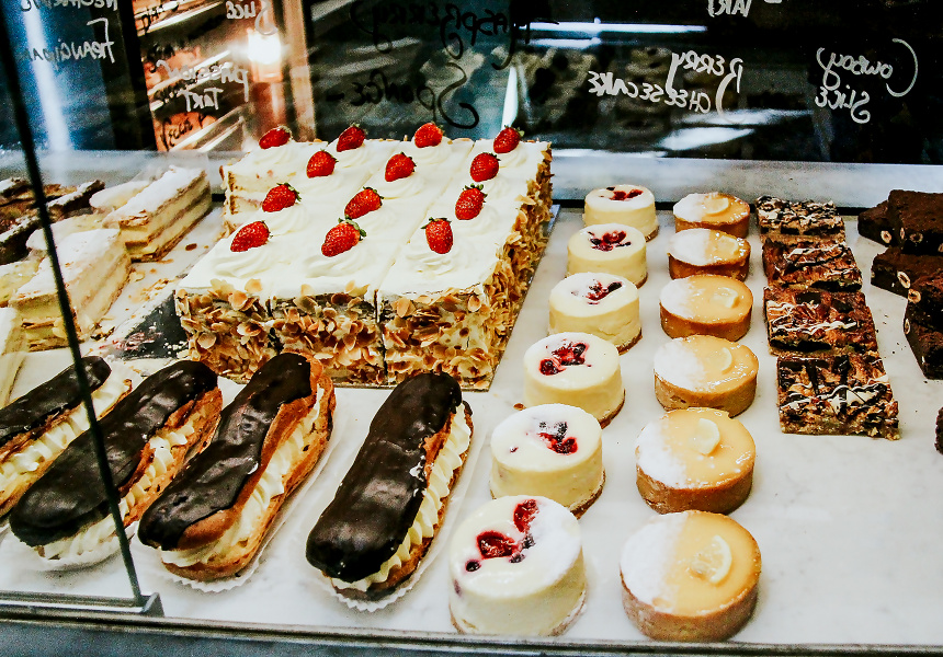 在墨爾本歷史悠久的拱廊和當地糕點店品嚐甜點