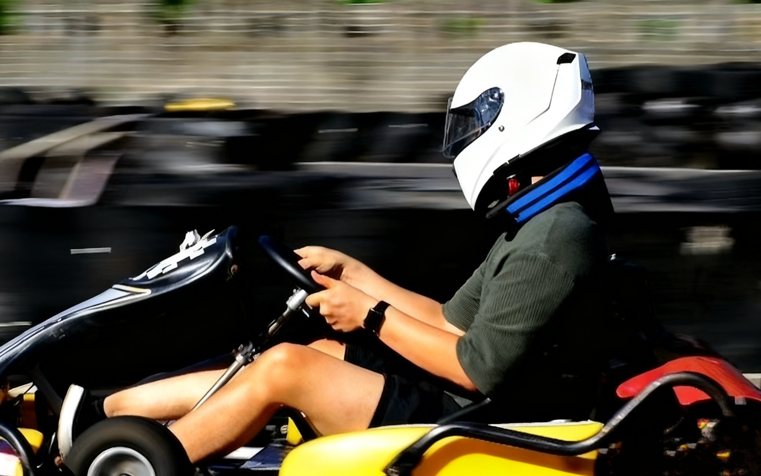 Shenzhen Feichi Karting Club & Karting Blasting Moment + Professional Guidance + Throttle Decompression Session