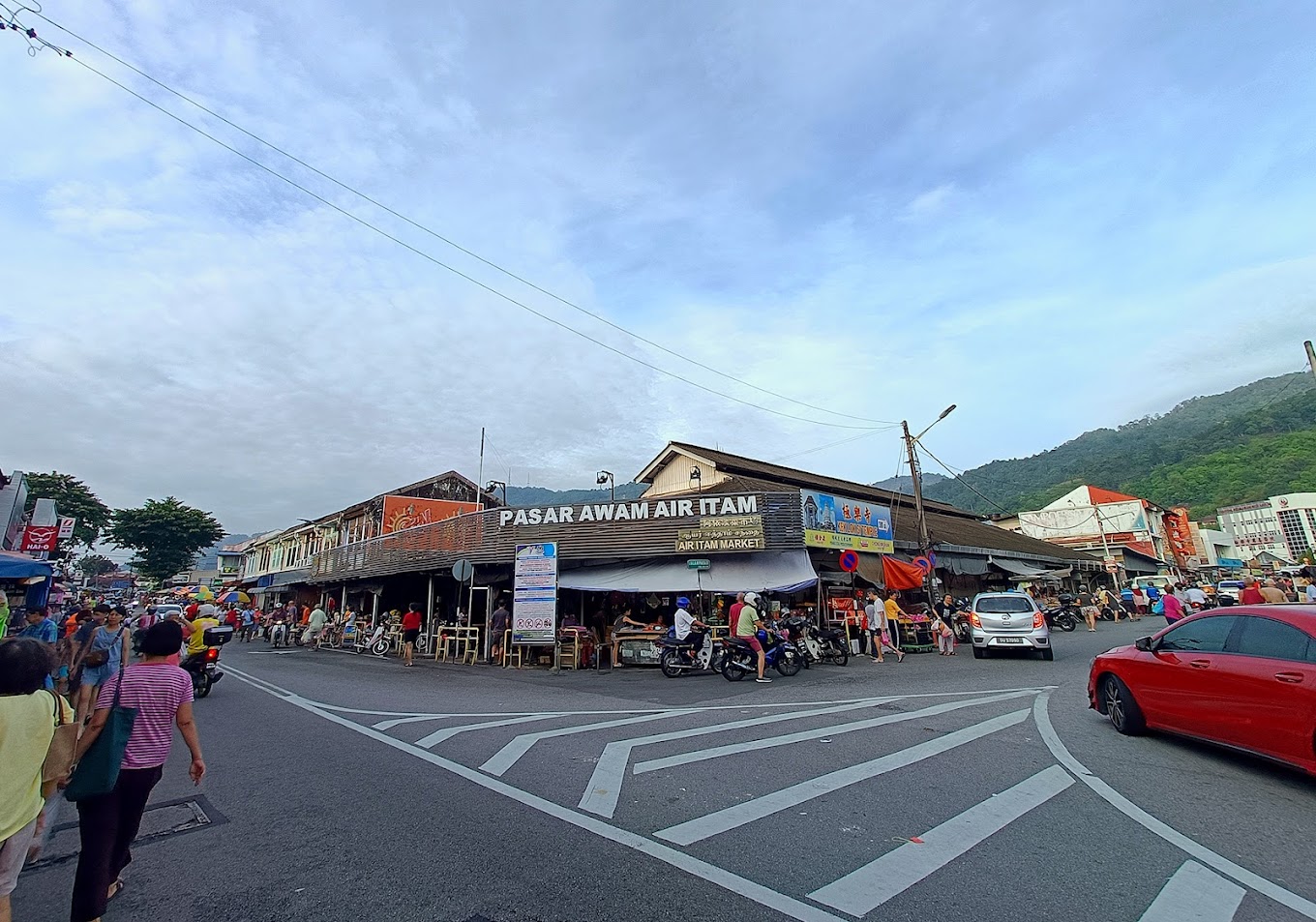 檳城升旗山 & 當地早市：日出晨間遊