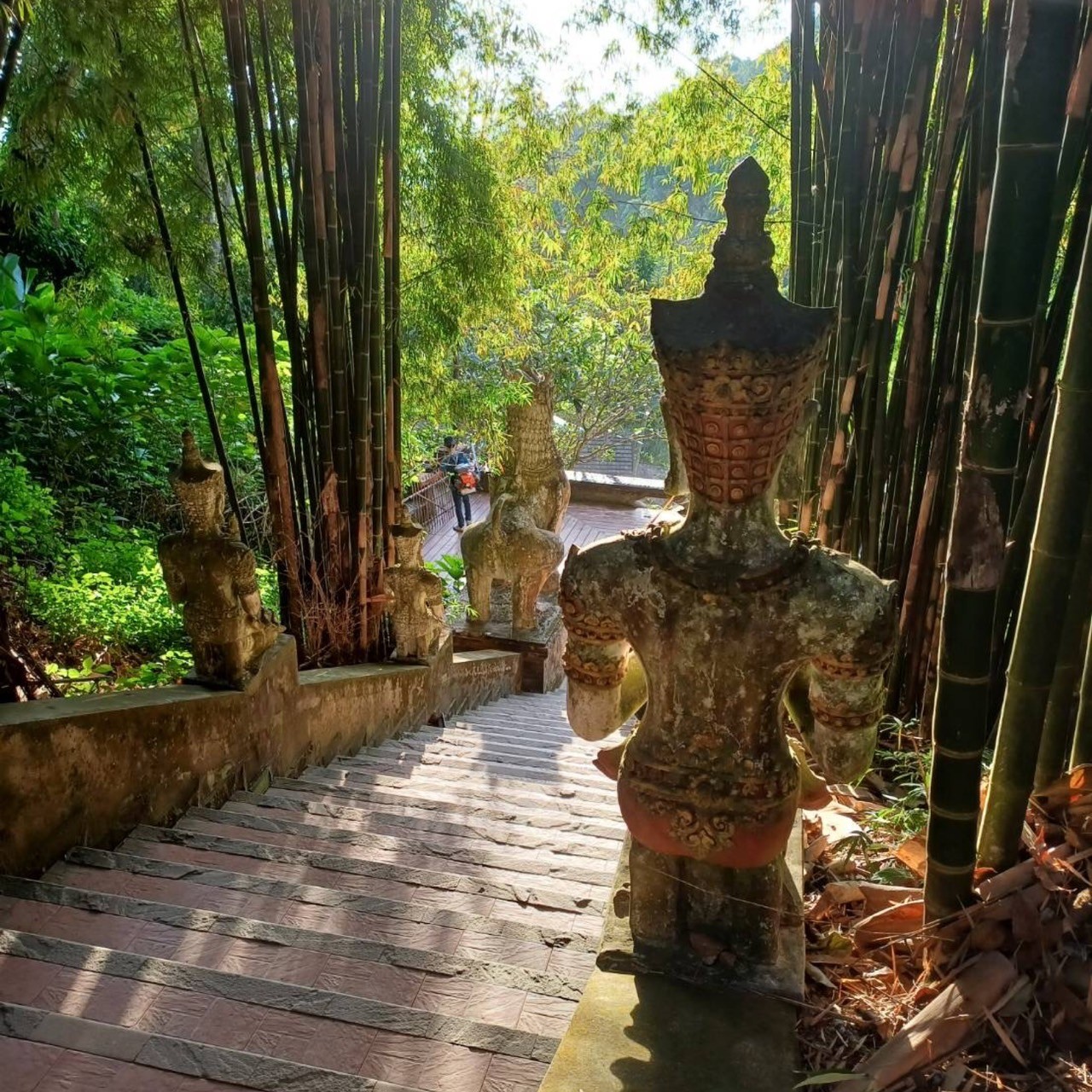 清邁：素貼山雙龍寺 & 帕拉寺夜遊之旅
