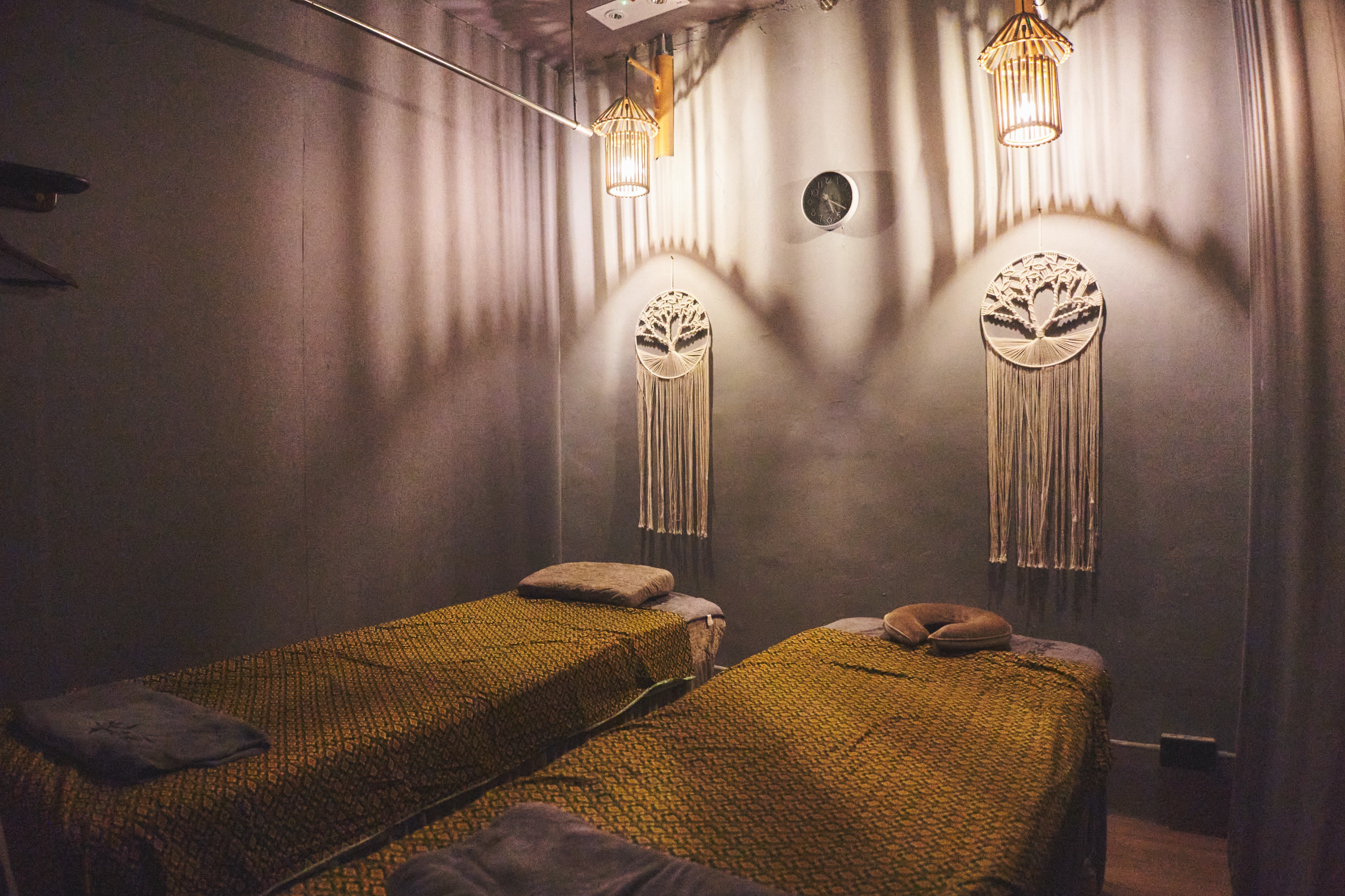 Hariky House - Traditional Thai Massage Experience | Aroma Thai | Lymphatic Detoxification | Steam | Sha Tin