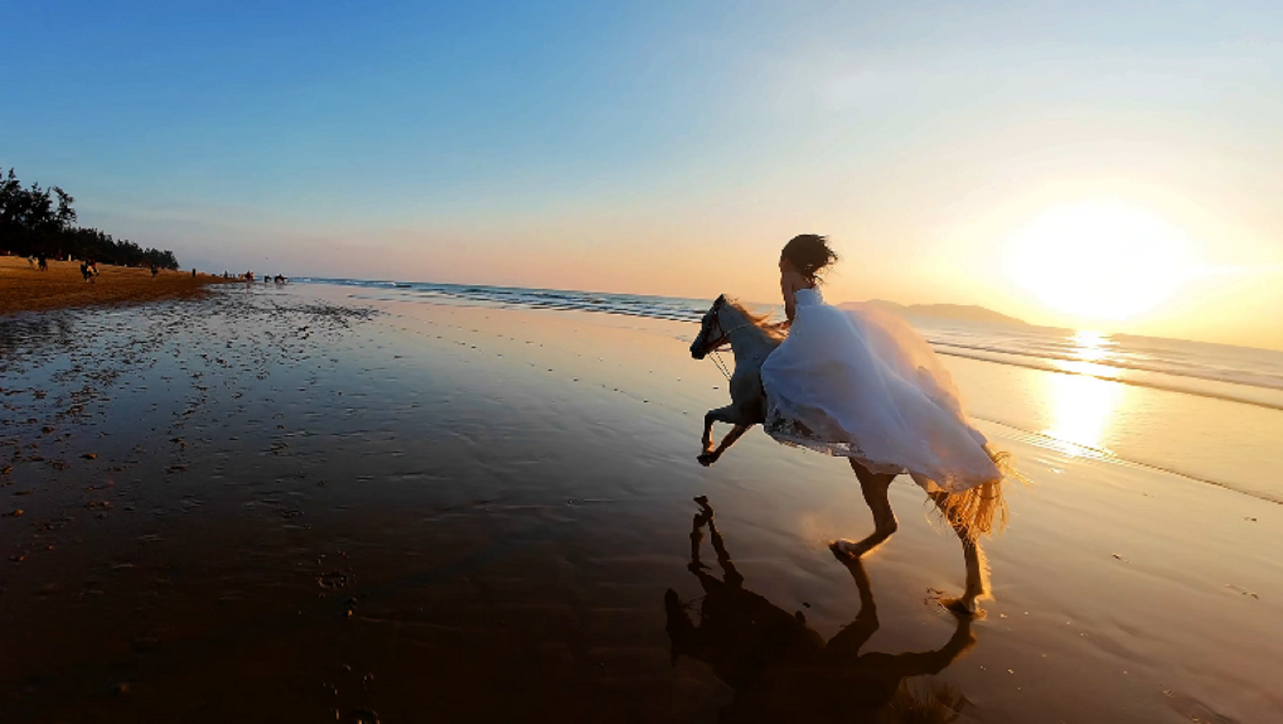 Sanya Sea Riding Apparel Photo Shoot Experience