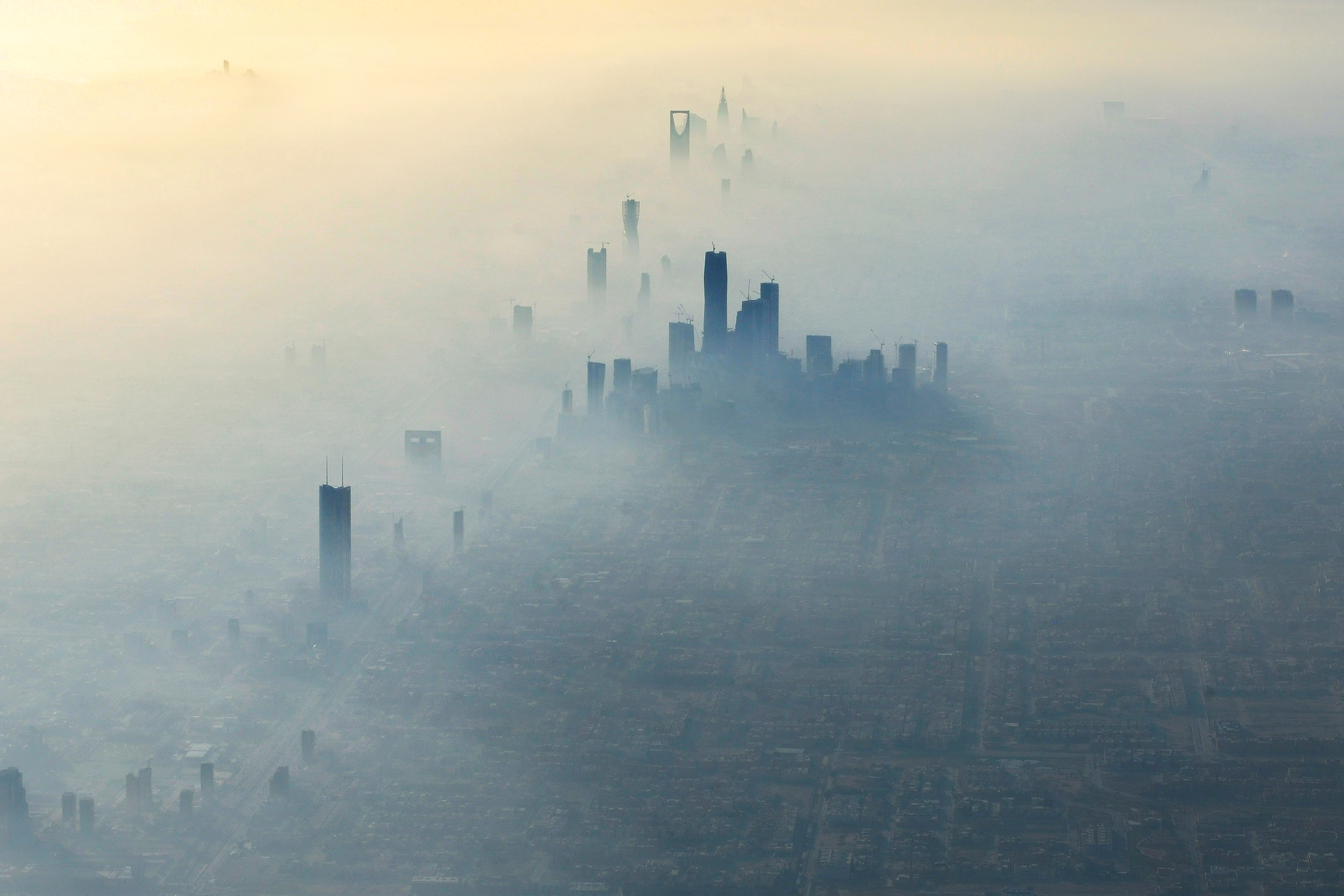 Riyadh Al-Masmak Castle & Kingdom Tower Full-Day Tour