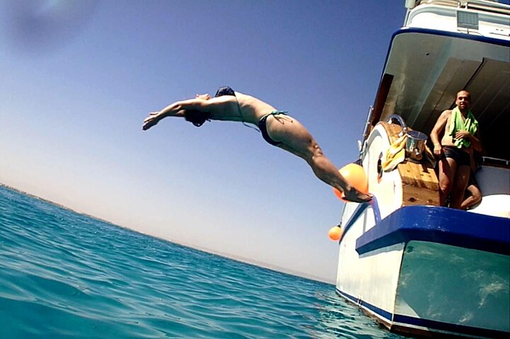 Sataya Dolphin House Boat tour with lunch 
