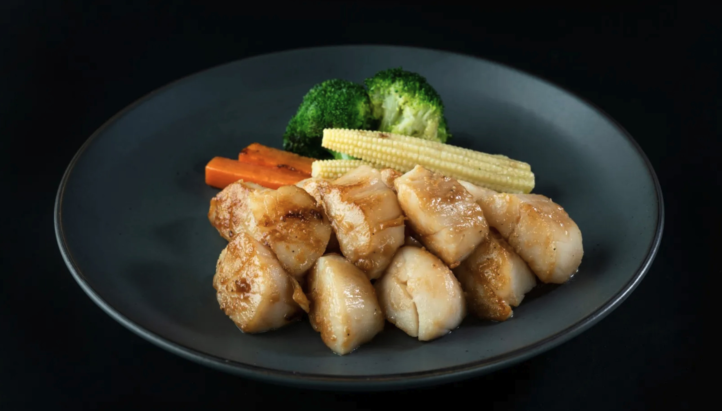 Chisana Nami Japanese Dining at Erawan Bangkok