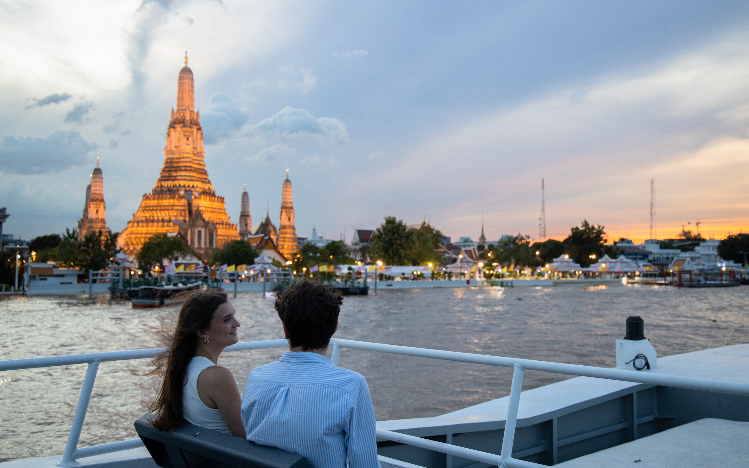 Bangkok Chao Phraya River Sightseeing Cruise with Optional Meals