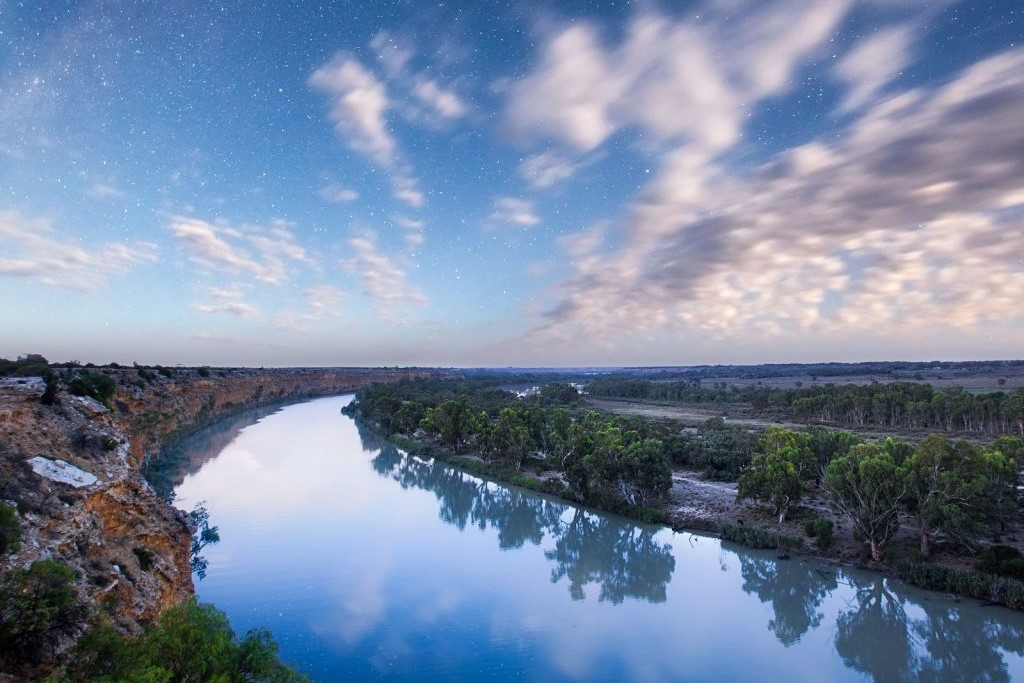 3-Day 4WD Safari Tour in SA Riverland, Murray River & National Parks