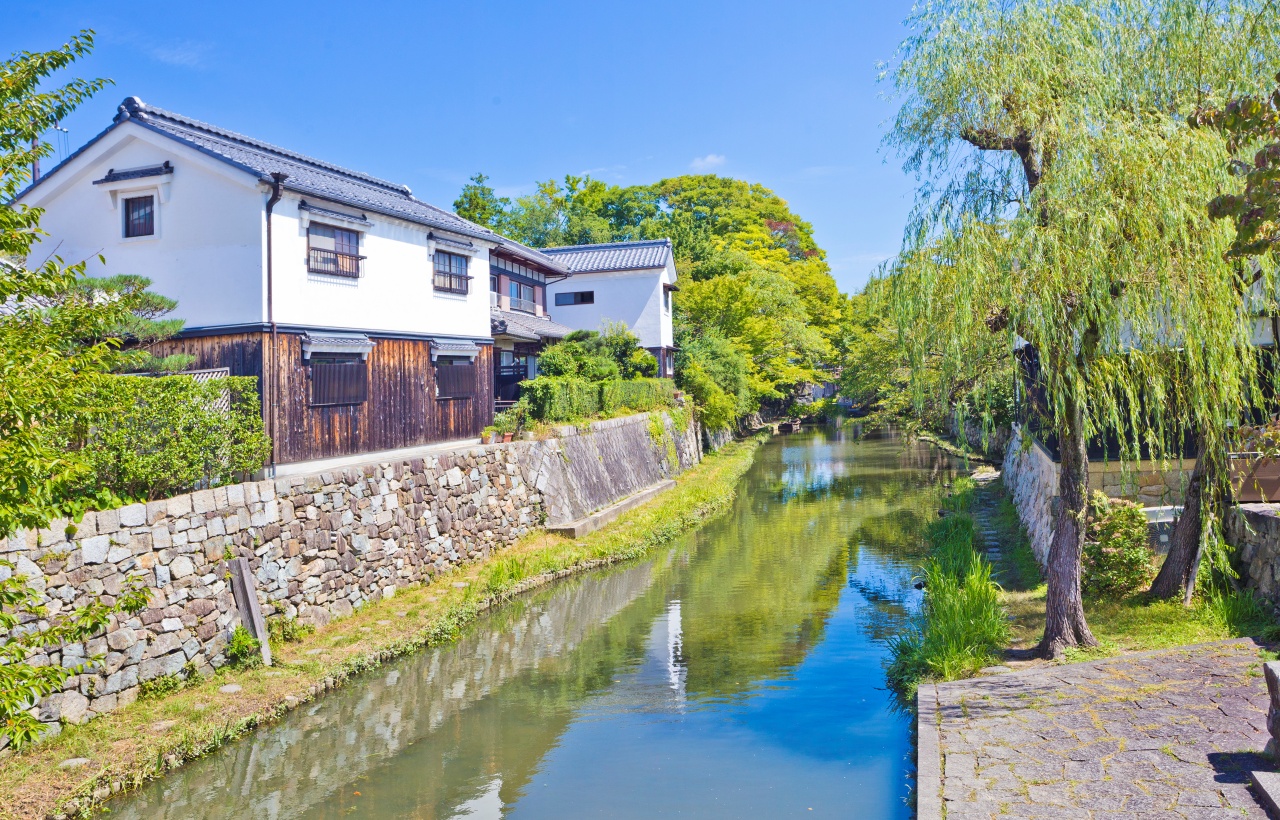 Lake Biwa Observatory, Shirahige Shrine, and Mangetsu-ji Temple Floating Temple Day Trip