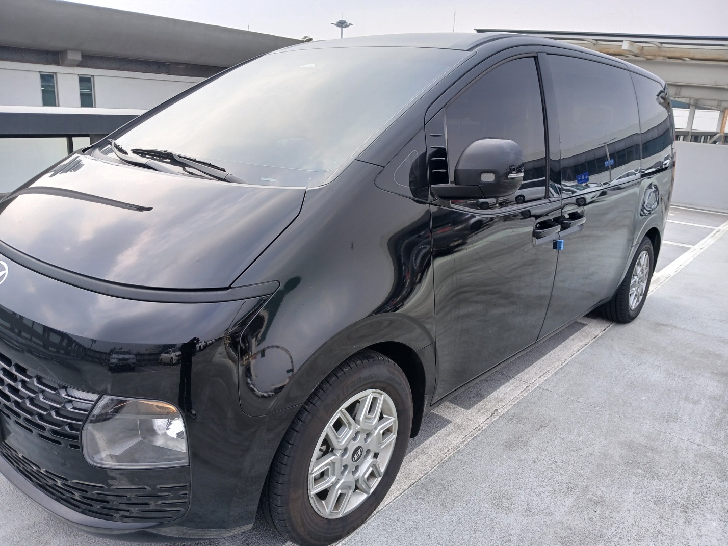 釜山包車遊覽（含司機）：市內/金海國際機場 (PUS) 接送