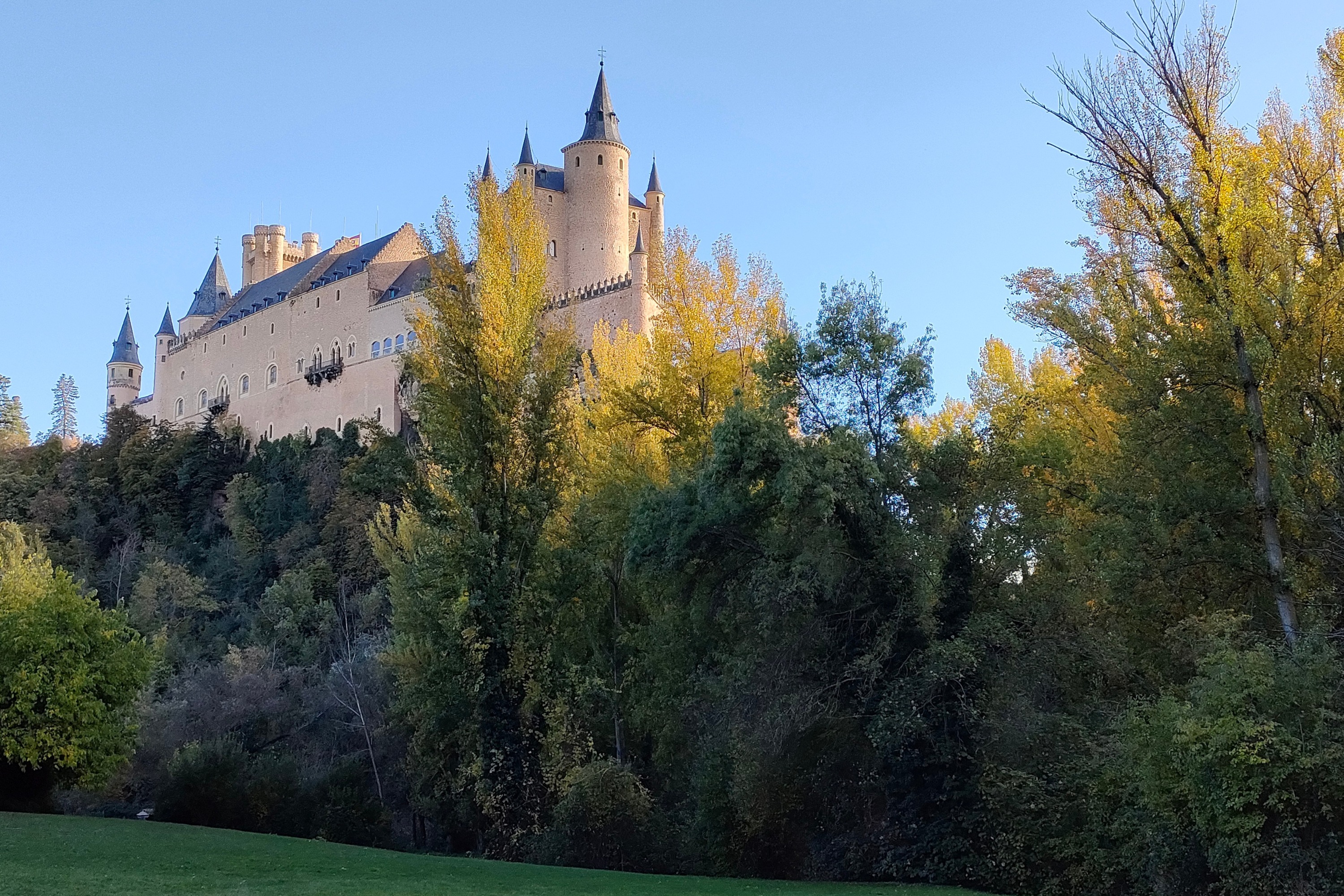 Avila and Segovia Full-Day Tour from Madrid