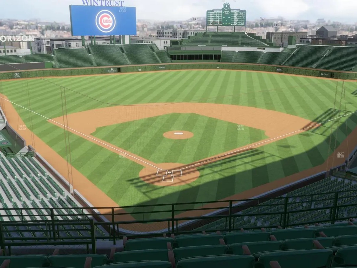 在傳奇的 Wrigley Field 現場觀看芝加哥小熊隊的比賽,這是一個真正的棒球地標。 在傳奇的 Wrigley Field 現場觀看芝加哥小熊隊的比賽,這是一個真正的棒球地標。