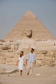 Half-Day Tour to Giza Pyramids and Sphinx with Lunch at 9 Pyramids