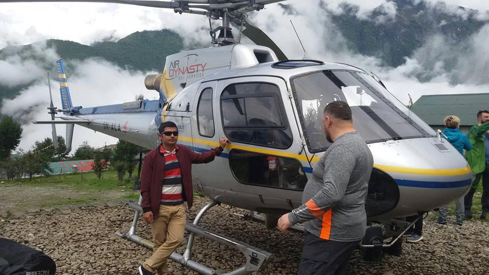 珠穆朗瑪峰基地營直升機之旅（加德滿都出發）