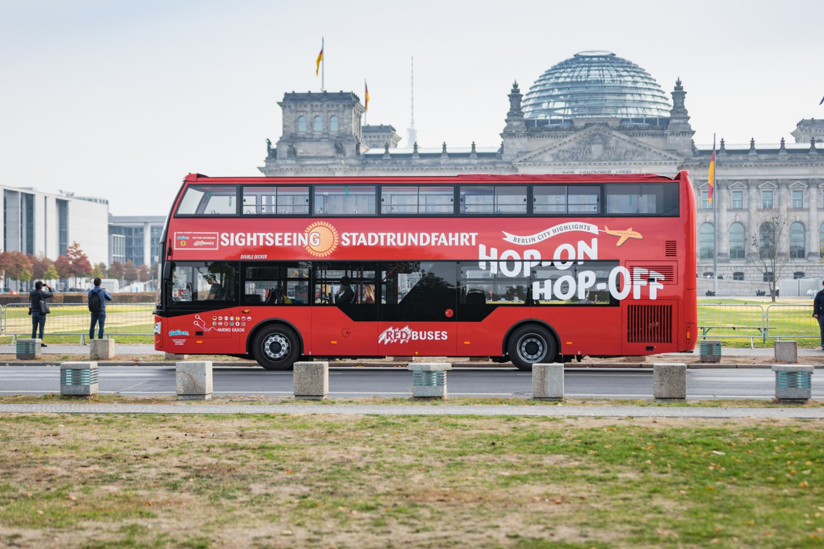 Калининград берлин автобус 2024. Автобусы в берлине. Калининград берлин автобус 2024. Автобус калининград берлин. 821 автобус.