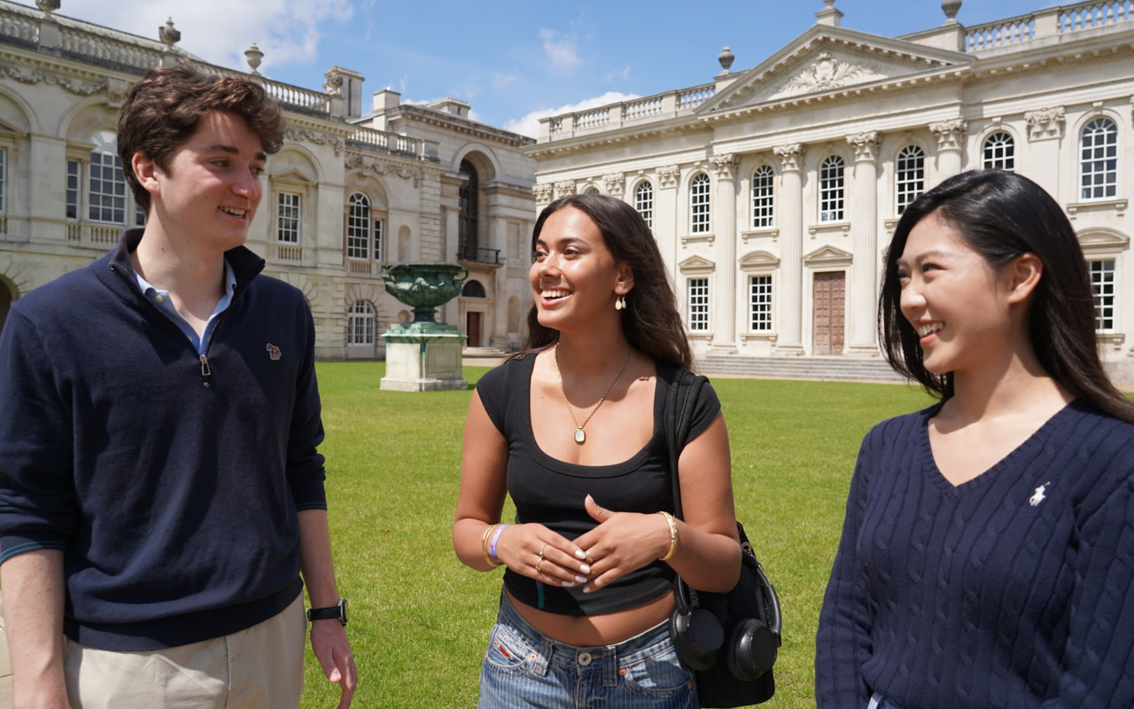 Cambridge University Half-Day Walking & Cruise Experience